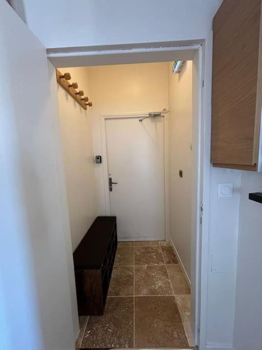 Appartement 3 Pieces, Spacieux En Plein Centre لو دوز آلب المظهر الخارجي الصورة