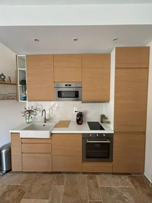 Appartement 3 Pieces, Spacieux En Plein Centre لو دوز آلب المظهر الخارجي الصورة