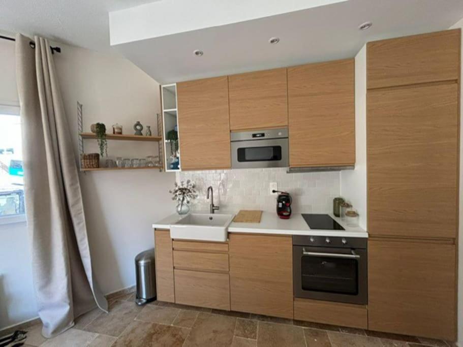 Appartement 3 Pieces, Spacieux En Plein Centre لو دوز آلب المظهر الخارجي الصورة